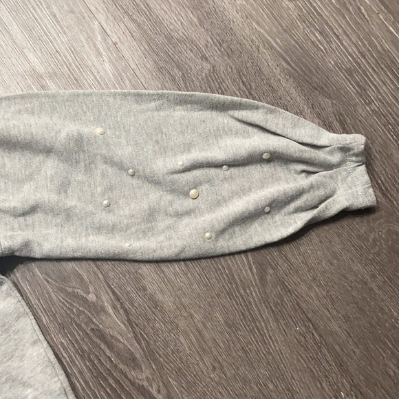 Grey Cropped Long Sleeve Sweater - Picture 3 of 4